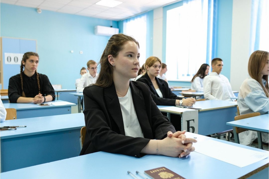 Донские выпускники узнали результаты ЕГЭ по иностранным языкам, истории и биологии