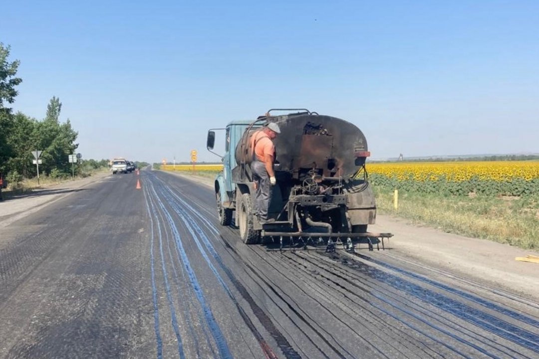 В Октябрьском районе завершается ремонт автодороги по нацпроекту